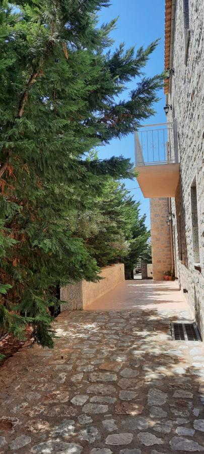 Koukouri Suites Areopoli Bagian luar foto