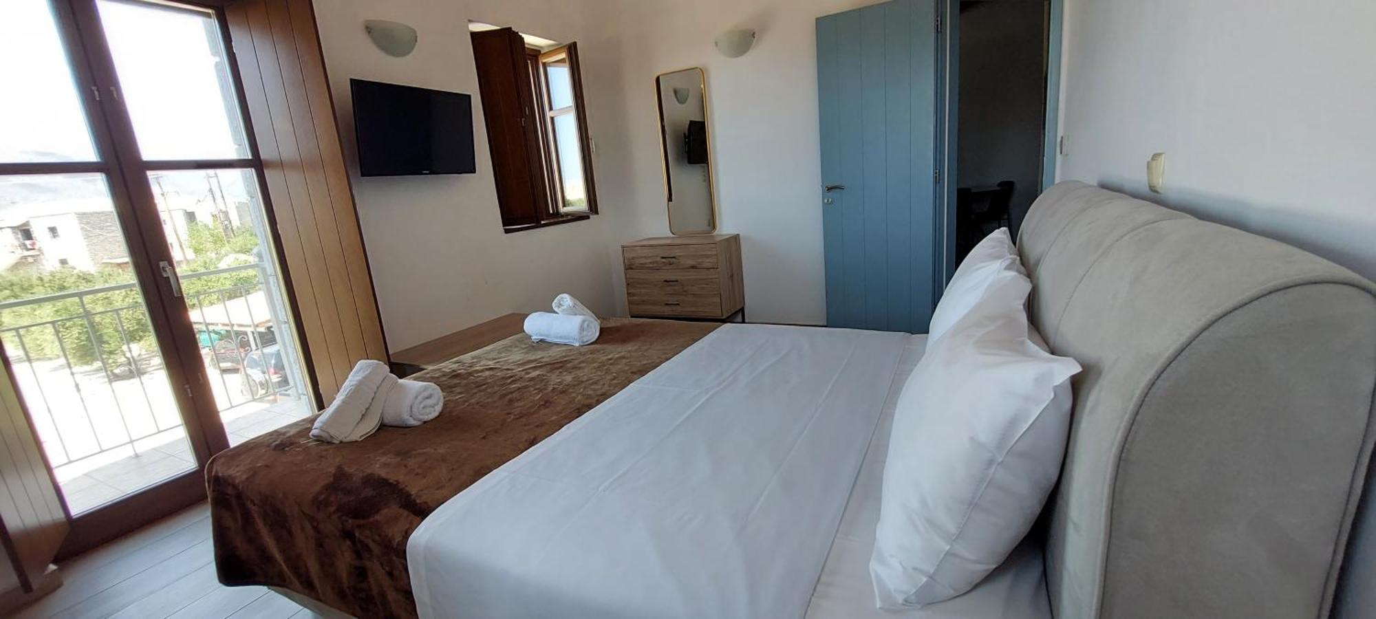 Koukouri Suites Areopoli Bagian luar foto