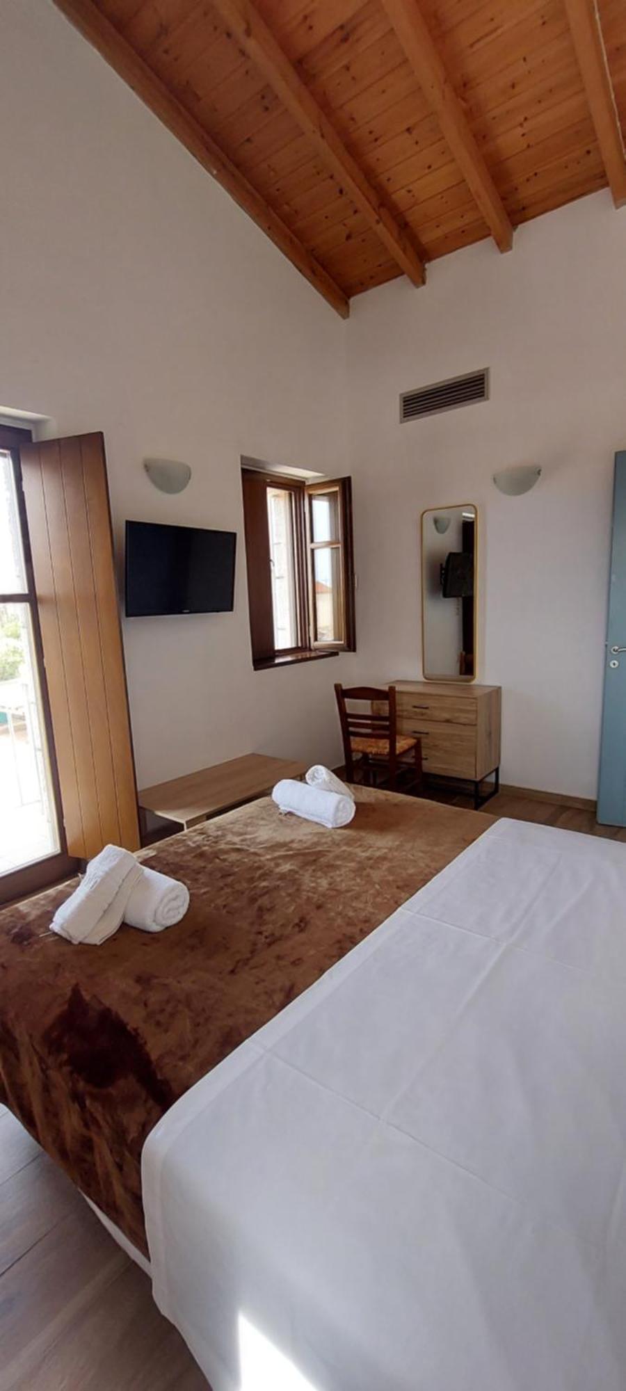 Koukouri Suites Areopoli Bagian luar foto