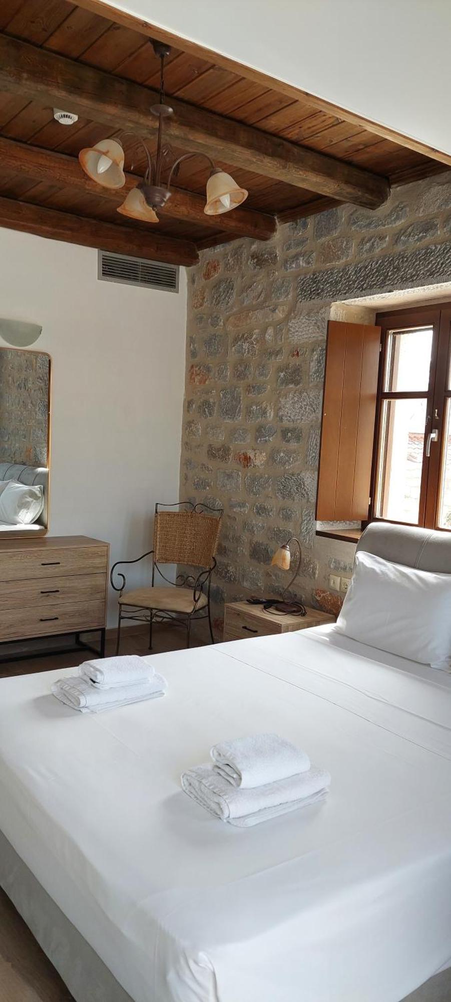 Koukouri Suites Areopoli Bagian luar foto