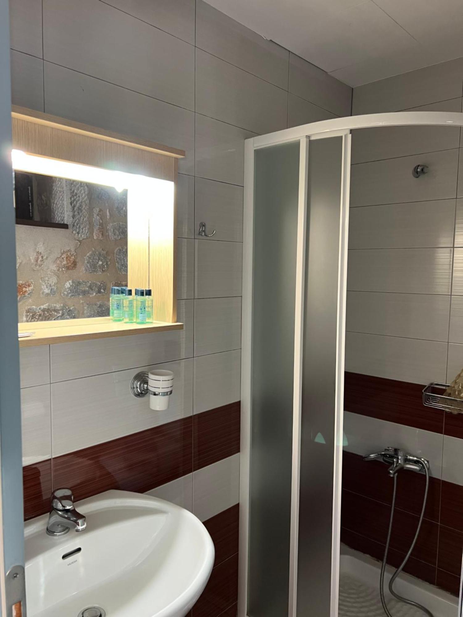 Koukouri Suites Areopoli Bagian luar foto