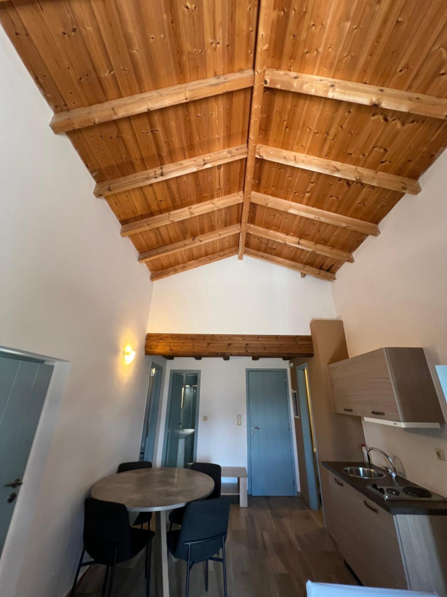 Koukouri Suites Areopoli Bagian luar foto
