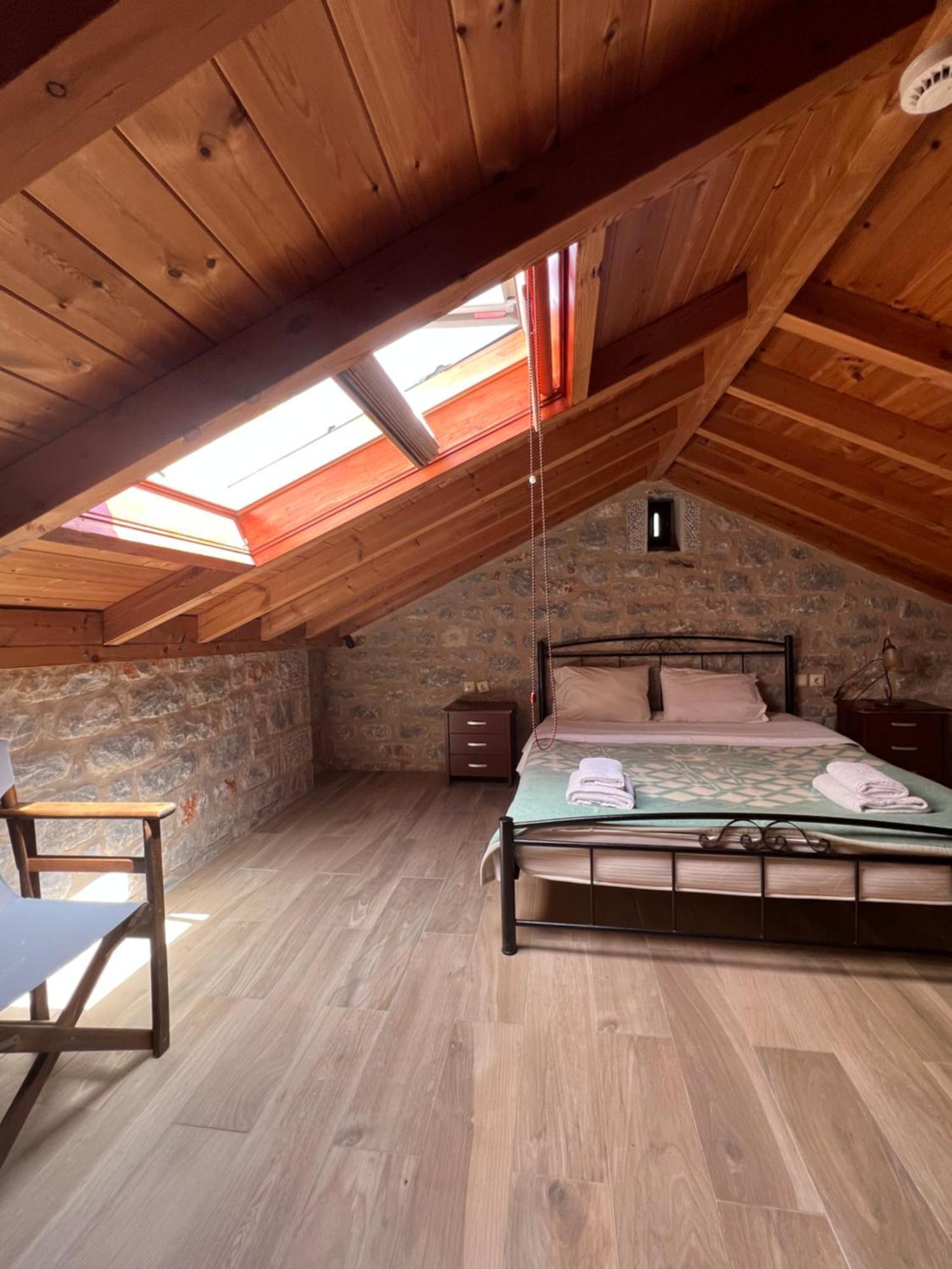 Koukouri Suites Areopoli Bagian luar foto