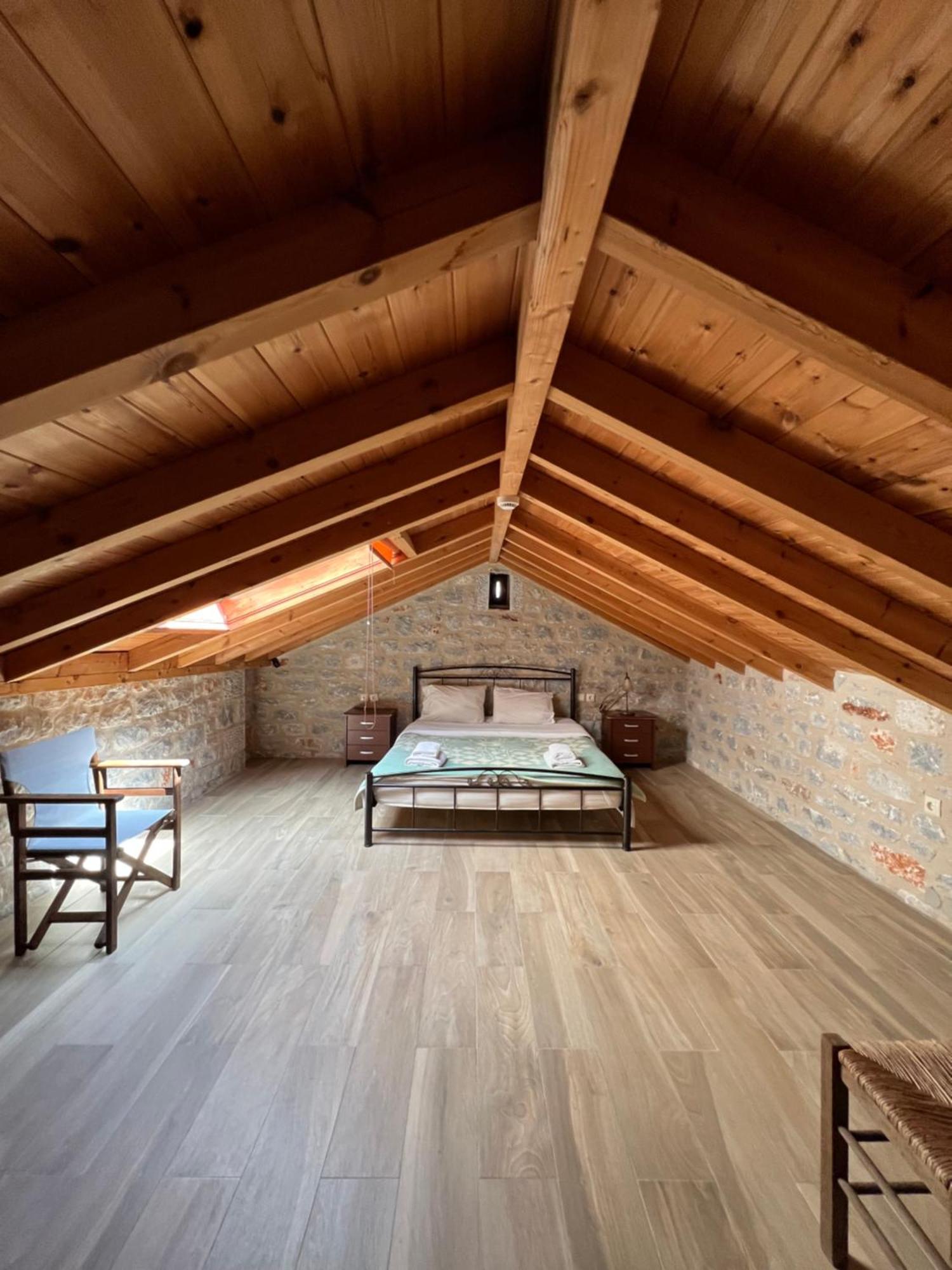 Koukouri Suites Areopoli Bagian luar foto