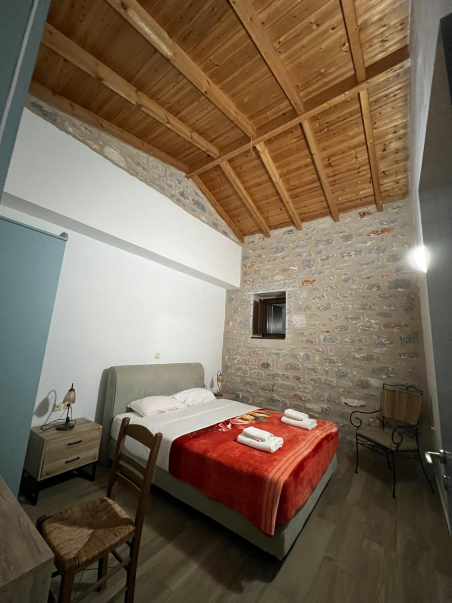 Koukouri Suites Areopoli Bagian luar foto
